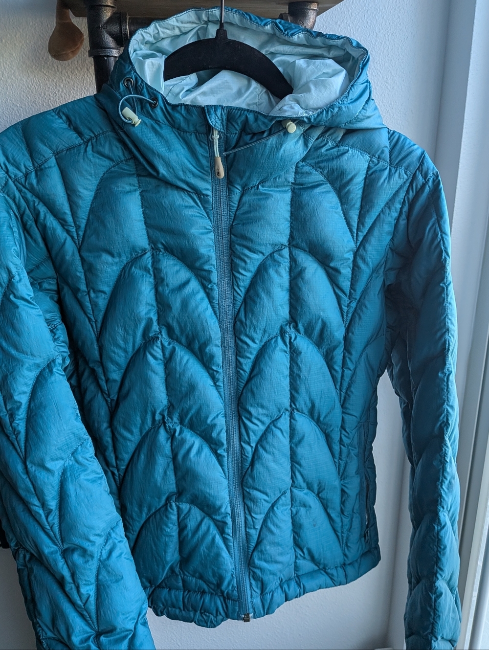 Outdoor Research Aria Down Hoody Teal Blue Jacket - Women’s Size XS
